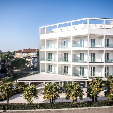 Hotel Oceanomare Punta Marina Kültér fotó