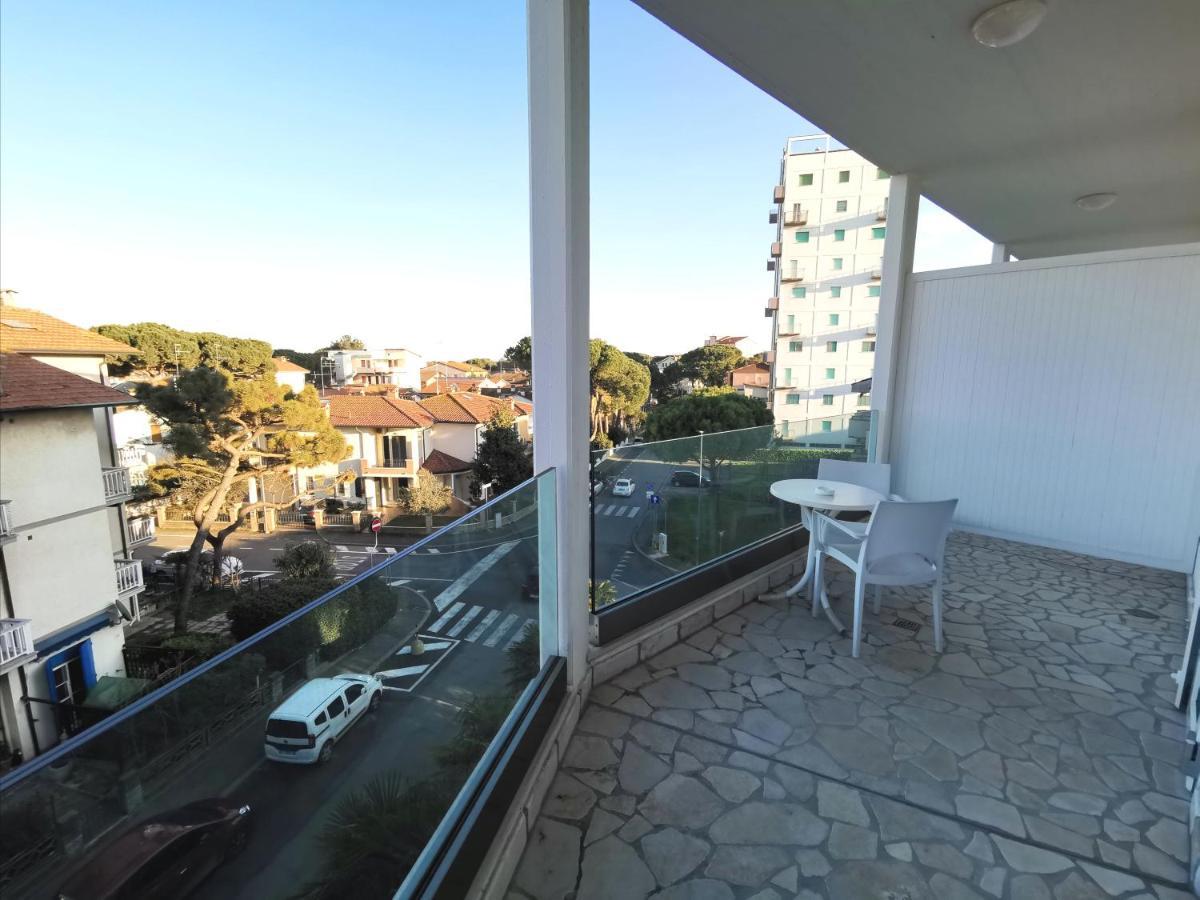 Hotel Oceanomare Punta Marina Kültér fotó