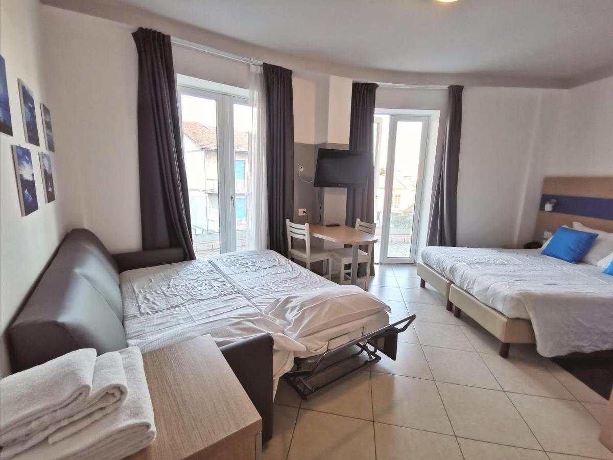 Hotel Oceanomare Punta Marina Kültér fotó