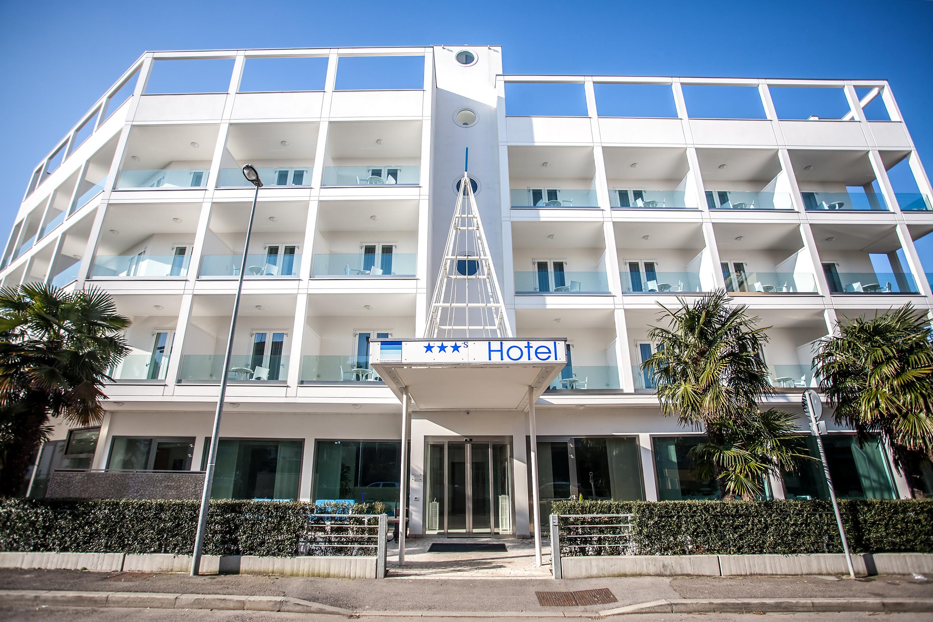 Hotel Oceanomare Punta Marina Kültér fotó